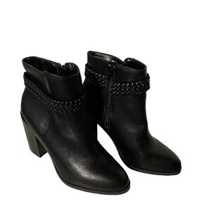 Black Braid Detail Zipper Faux Leather Block Heel Bootie